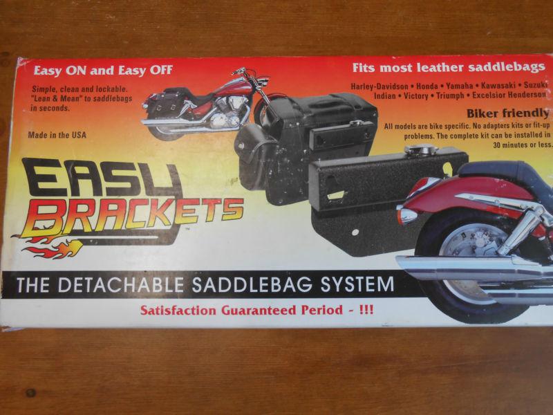 Easy brackets detachable saddlebag system