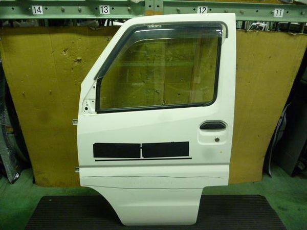 Mitsubishi minicab 2004 front left door assembly [9213200]