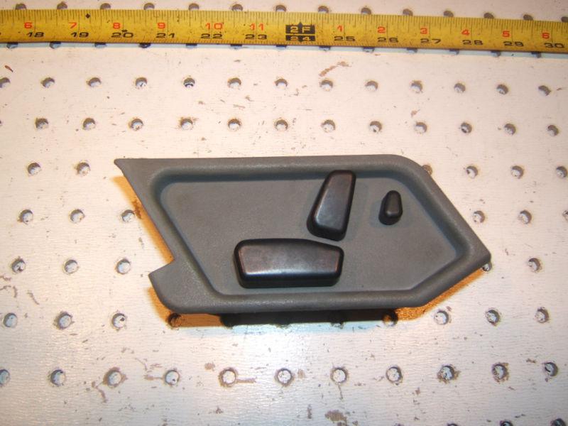 Mercedes early  w202  220/280 passenger side right seat switch/gray (clip on )