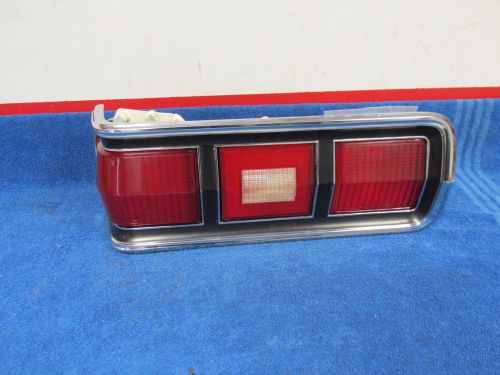 1974-76 mercury montego  lh  tail light assembly  has damage  416