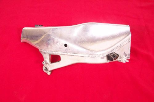 98 99 00 01  yamaha r1 part frame right side