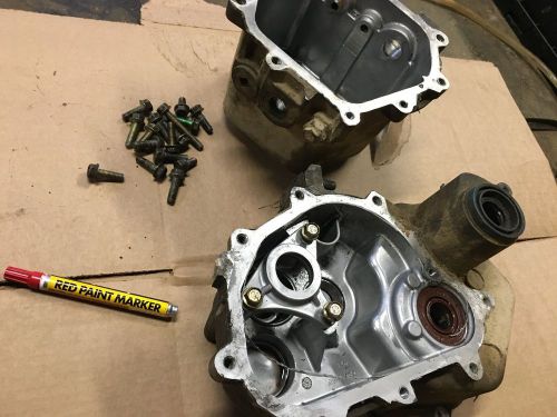 2008 polaris rzr 800 - oem transmission cases ( middle and rear gear case ) r14