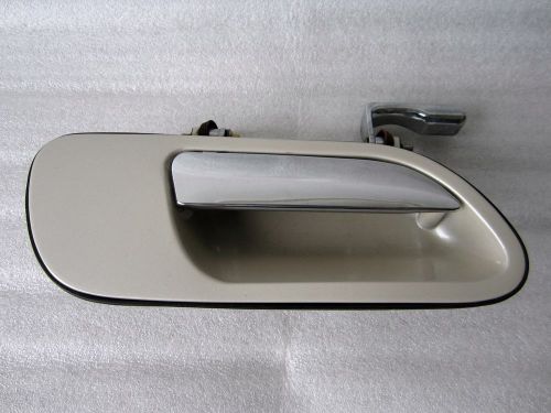 1995 - 2002 lincoln continental &amp; mark viii rh passenger side door handle ivory