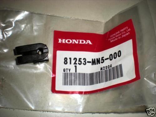 Nos honda gl1500a lid stopper left 81253-mn5-000