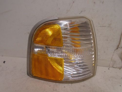 02 03 04 ford explorer 4 door right passenger side corner park light oem