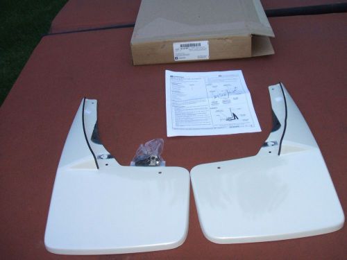 New white diamond front mud splash guards 07-14 escalade, yukon, tahoe, suburban