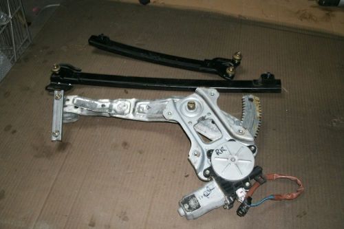 2002 - 2007 subaru impreza wagon passenger rh rear window motor regulator oem