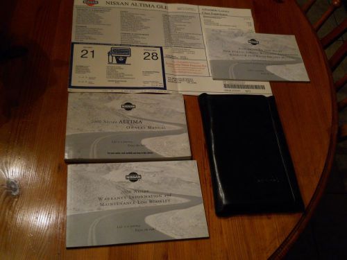 2000 nissan altima owner&#039;s manual set with factory tri-fold carry case