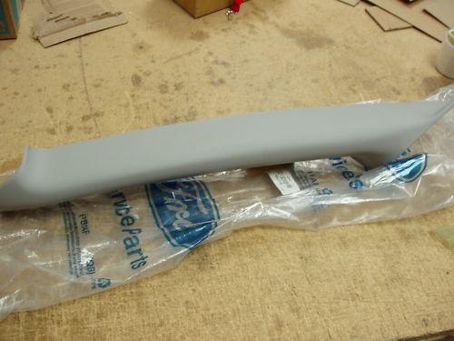 Ford oem  windshield moulding yf2z-1603599-aab (new)