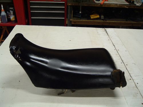 Honda atc 200s black oem seat ( on hand ships today free )