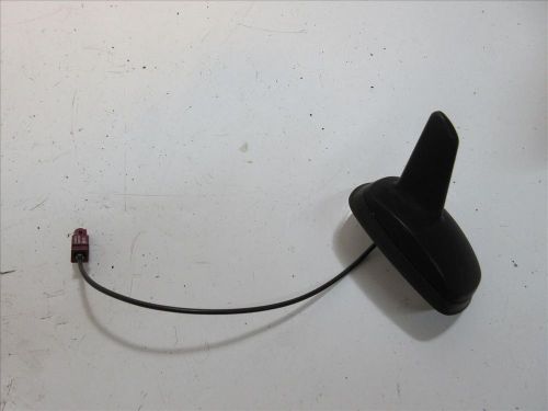 Roof &#034;shark fin&#034; antenna 1k0035507j vw gti jetta rabbit 05-07