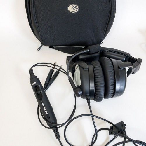 Like-new lightspeed aviation sierra anr aviation headset ga/dual plug 4000