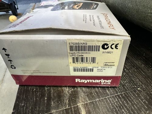 Raymarine dragonfly 5 pro transducer and mount in box
