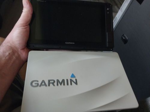 Garmin gpsmap 942xs 9&#034; touch screen / bluechart g2 vision/ sonar ready/ mint !