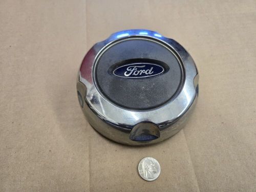 Ford oem 2002-2005 explorer chrome &amp; charcoal center cap hub cover 1l24-1a096-ha