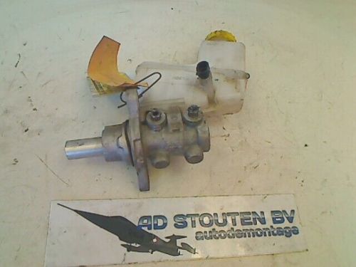 2008 fiat doblo (223a/119) mpv 1.4 (350.a.1000) master cylinder 0204254287-