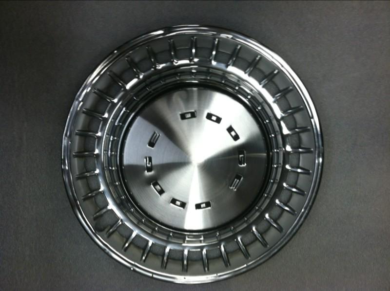 1972-74 dodge hub cap wheel covers nice