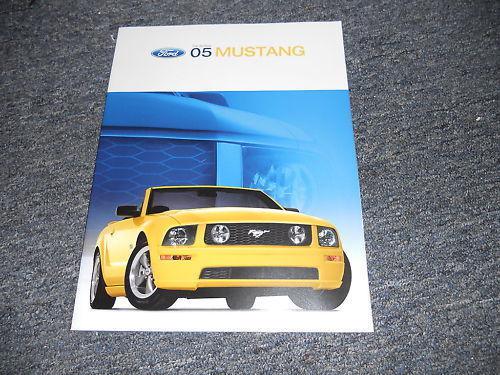 2005 ford mustang deluxe dealership sales brochure