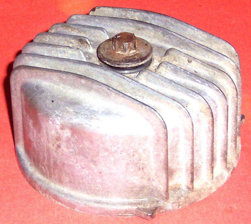  1978 yamaha xs750 special oil filter housing yamaha xs 750 special  good shape*