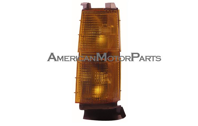 Depo pair replacement park turn signal corner light 84-86 chrysler mini ram