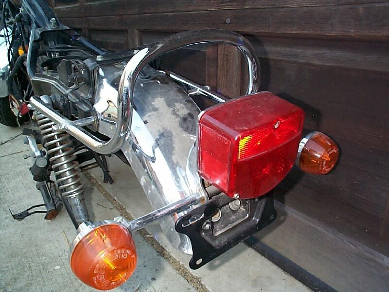 1979 honda motorcycle cm400 parts chrome  rear fender tail light turn signal