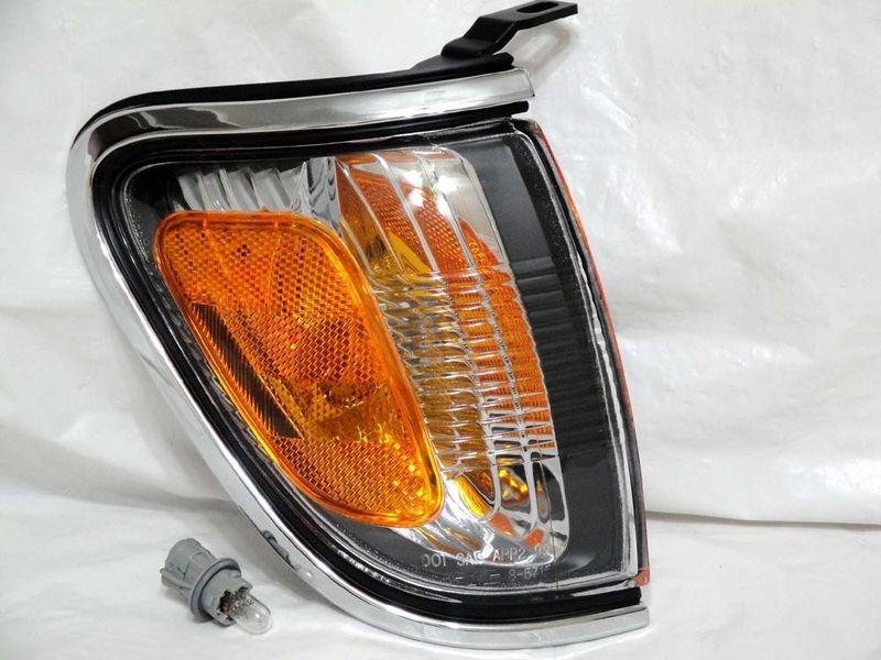 Toyota 01-04 tacoma corner park signal light lamp w/bulb chrome trim r h new 