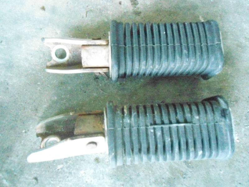 1982 suzuki gs650g gs650 gs 650 rear footpegs foot pegs rest