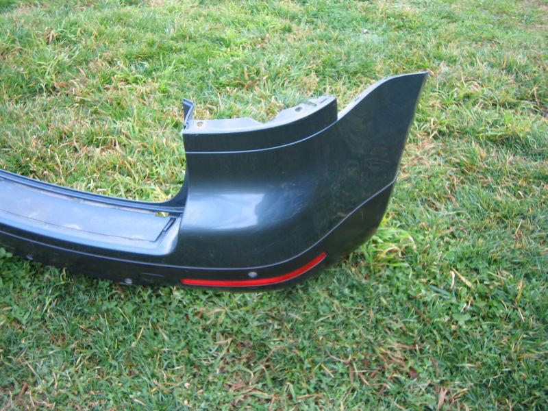 2004 2009 vw toaureg  rear bumper oem