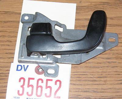 Avenger 98 door handle inner front left 1998 interior oem original oe