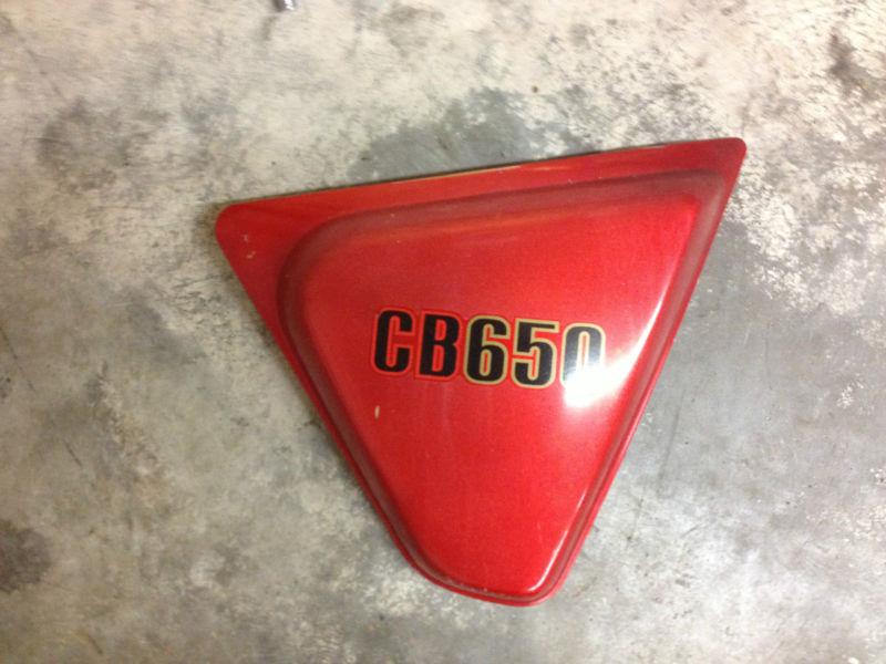 1981 honda cb650 right side cover cb  650 oem