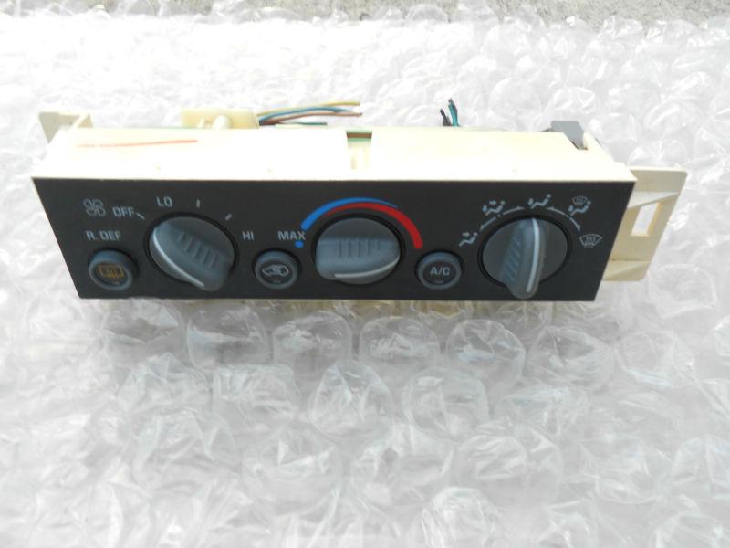 96 97 98 99 suburban tahoe yukon silverado a/c heater climate control unit oem