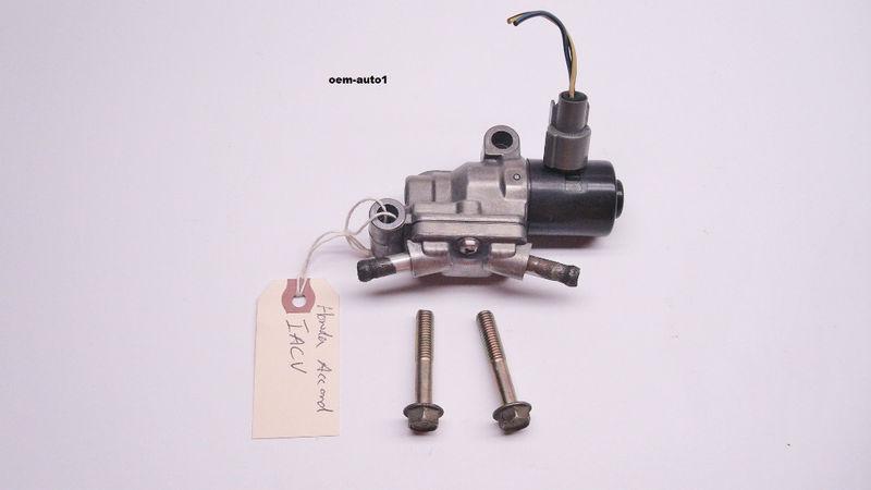 90-93  honda accord  iacv idle air control valve denso 138200-0261 t3a 440 oem