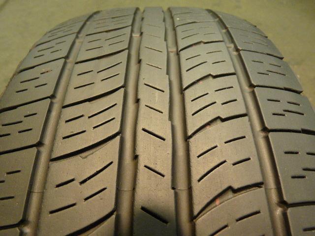 2 nice, kumho road venture apt, 245/65/17 p245/65r17 245 65 17, tire # 28839 q