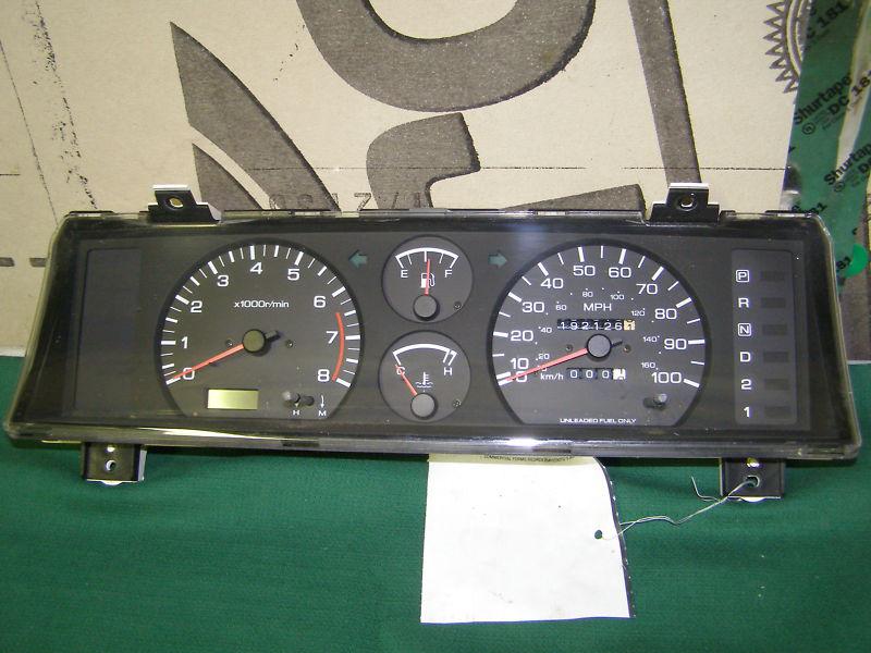 1993 nissan pickup  1993 nissan pathfinder speedometer cluster 193k  w/tach