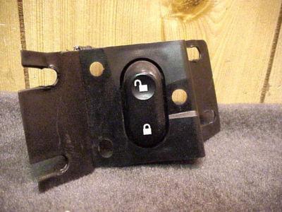 Ford taurus 00- 01 2000-01 power door lock switch rh or lh passenger or driver