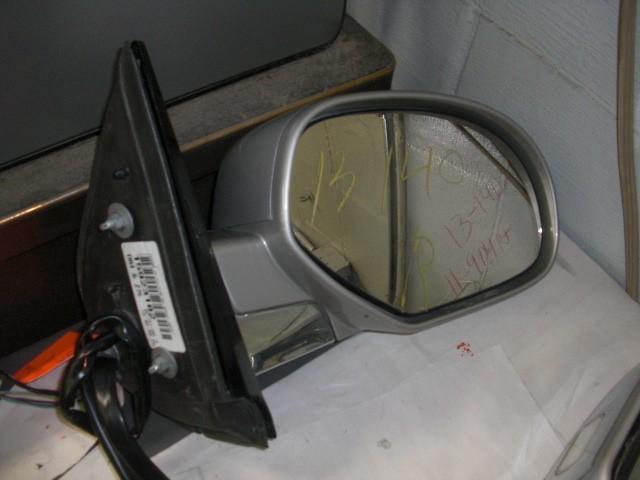 07 08 09 10 11 12 13 cadillac escalade r. side view mirror 552950