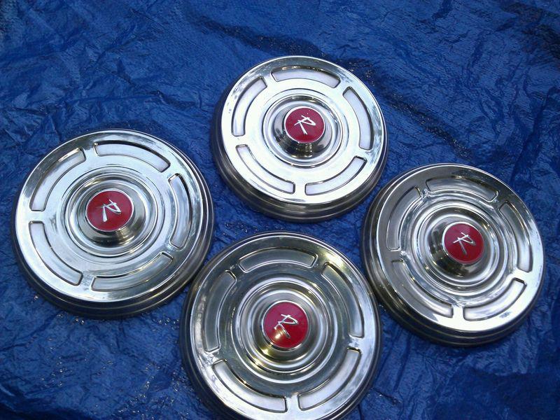 Rambler hubcaps