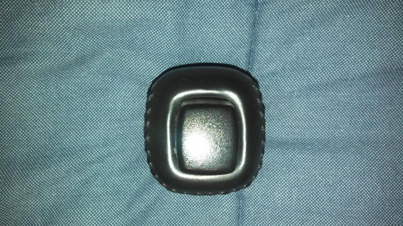 C5 corvette automatic shifter knob  1997 - 2004 black leather