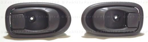 96 - 00 inside l + r door handle  fits: hyundai elantra