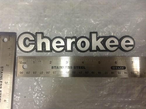 Emblem - " cherokee  " used - metal letters 