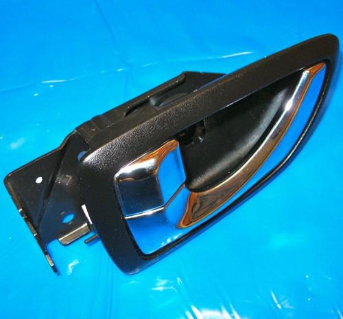 03-06 kia amanti, opirusz. inner door handle left, chrome (driver's)