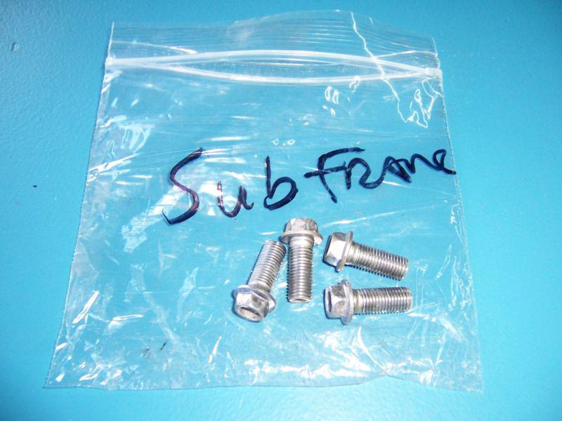 073 suzuki gsxr1000 gsxr 1000 01 02 frame subframe bolts