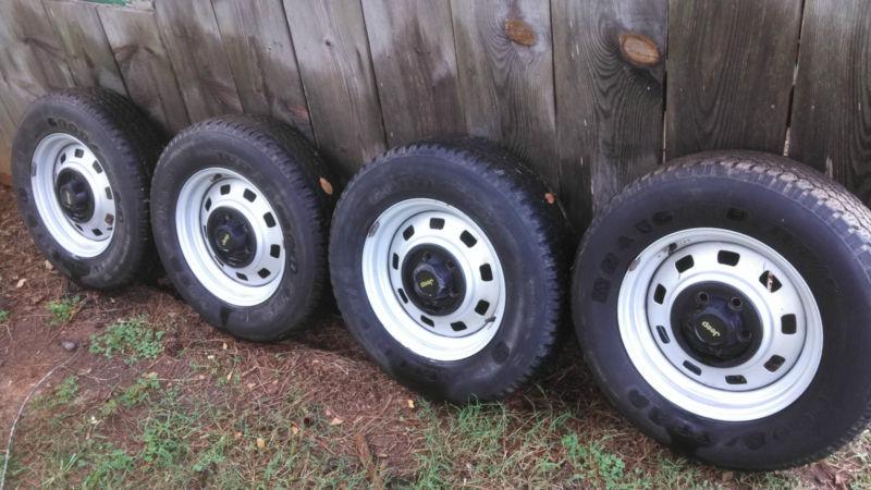 4 jeep tire rims - 15 inch