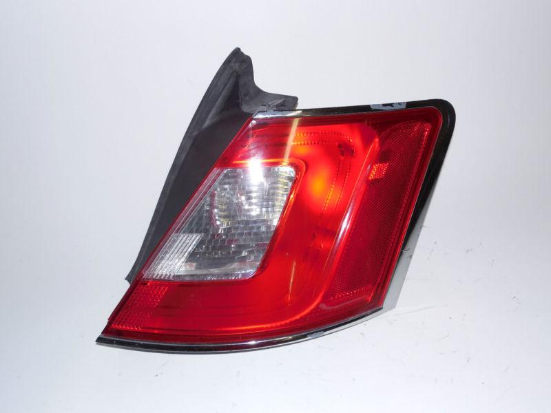 2010 2011 2012 ford taurus oem right tail light nice!