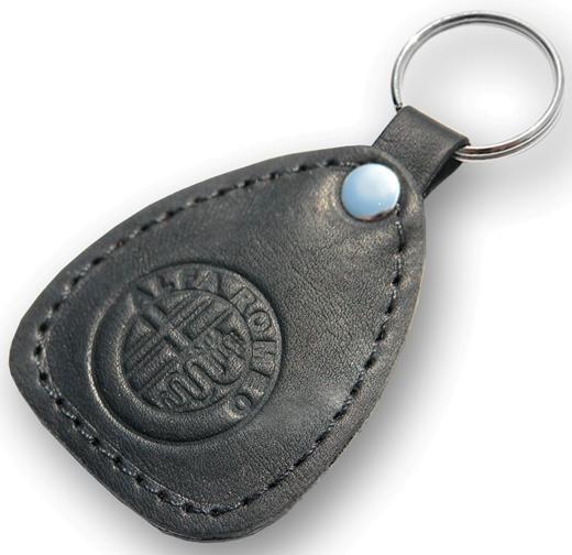 New leather black keychain car logo alfa romeo auto emblem keyring