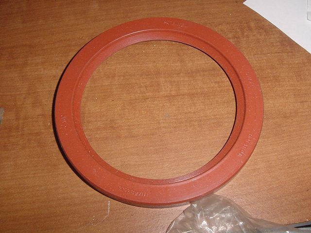 Crankshaft rear seal jensen healey lotus elite eclat esprit 907 e 2 liter engine