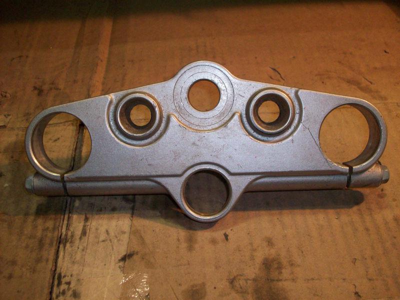 1999 suzuki gsf 1200s bandit upper triple tree #9 oem