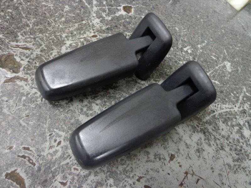 Ford escape  rear back gate glass window hinges  2001-2007