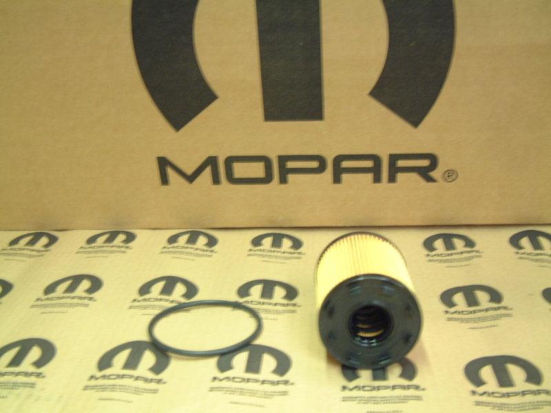 Mopar 68102241aa 8 pack of oil filters for dodge dart and fiat 500 1.4l engine