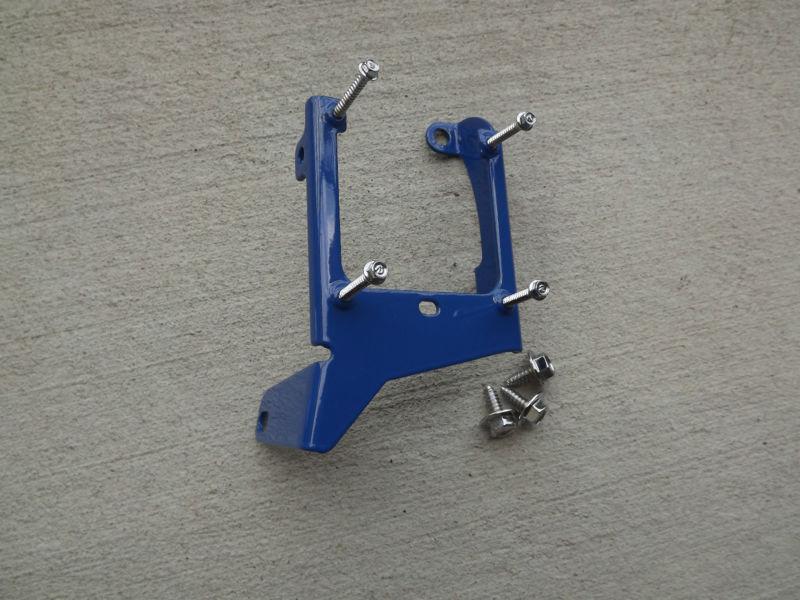 86-93 mustang blue powdercoated coil bracket w/chrome bolts